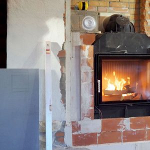 03Hoxteri-kuetteautomaatikaga-soojustsalvestav-kamin